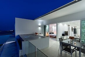 Luxury Apartment Unique Residences