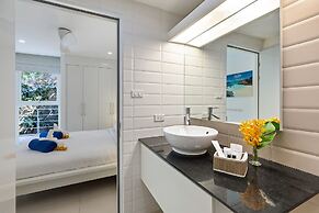 Luxury Apartment Unique Residences