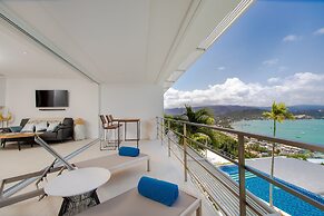 Luxury Apartment Unique Residences