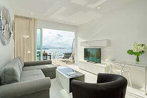 Luxury Apartment Unique Residences