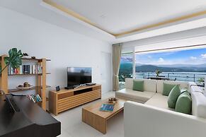 Luxury Apartment Unique Residences