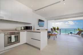 Luxury Apartment Unique Residences