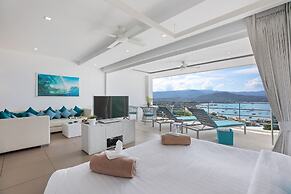 Luxury Apartment Unique Residences