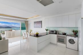 Luxury Apartment Unique Residences