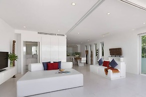 Luxury Apartment Unique Residences