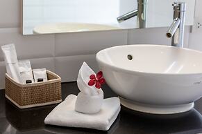 Luxury Apartment Unique Residences