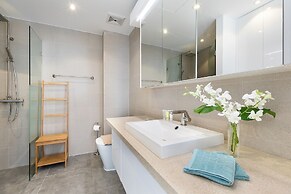 Luxury Apartment Unique Residences