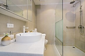 Luxury Apartment Unique Residences