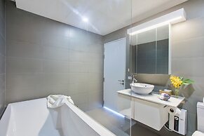 Luxury Apartment Unique Residences