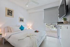 Luxury Apartment Unique Residences