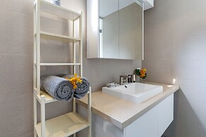 Luxury Apartment Unique Residences