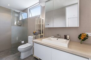 Luxury Apartment Unique Residences