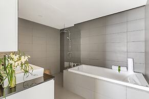 Luxury Apartment Unique Residences