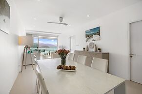 Luxury Apartment Unique Residences