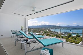 Luxury Apartment Unique Residences