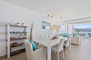 Luxury Apartment Unique Residences