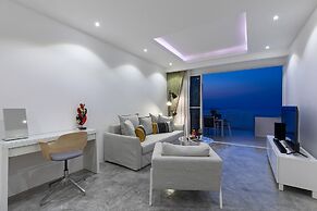 Luxury Apartment Unique Residences