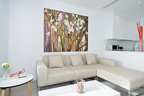 Luxury Apartment Unique Residences