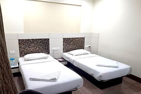 Hotel Adarsha Palace