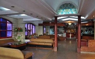 Hotel Adarsha Palace