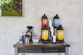 GLō Best Western  Savannah-Gateway I-95