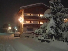 Apartments Saasunia