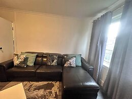 Ann St Short-term Stay, Greenock, United Kingdom