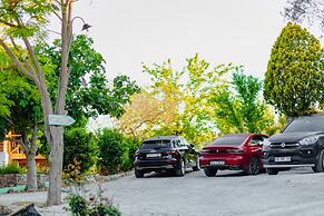 Myhouse Urla Butik Otel