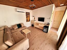 Myhouse Urla Butik Otel