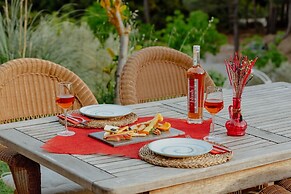 Myhouse Urla Butik Otel