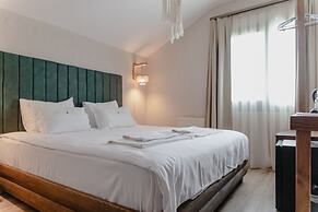 Myhouse Urla Butik Otel