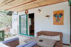 Myhouse Urla Butik Otel