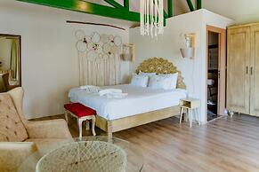 Myhouse Urla Butik Otel