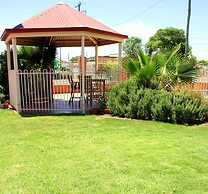 Roma Mid Town Motor Inn