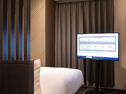 Sequence Suidobashi Tokyo