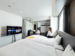 Sequence Suidobashi Tokyo