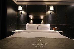 Ninespot Hotel