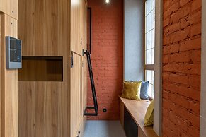 Q-block capsule hotel