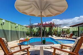 Casa com Piscina no Iguape 50m do Mar