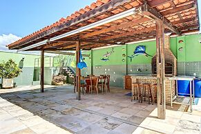 Casa com Piscina no Iguape 50m do Mar