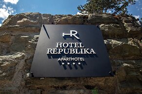 Hotel Republika
