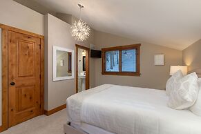 8 Crown Drive by Summit County Mountain Retreats