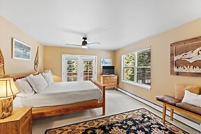 281 Sally Circle by Summit County Mountain Retreats