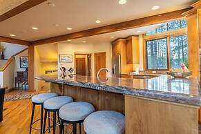 580 Elk Circle by Summit County Mountain Retreats