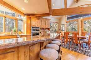 580 Elk Circle by Summit County Mountain Retreats
