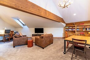 580 Elk Circle by Summit County Mountain Retreats