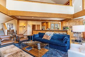 580 Elk Circle by Summit County Mountain Retreats