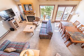 111 Corinthian Circle Unit H by Summit County Mountain Retreats