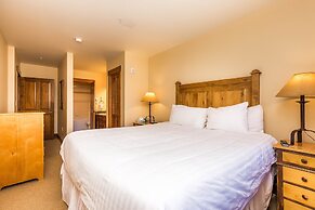 Springs by Summit County Mountain Retreats