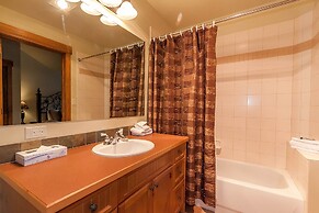 Springs by Summit County Mountain Retreats